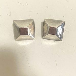 VINTAGE JONDELL Sterling Cilp on Earrings